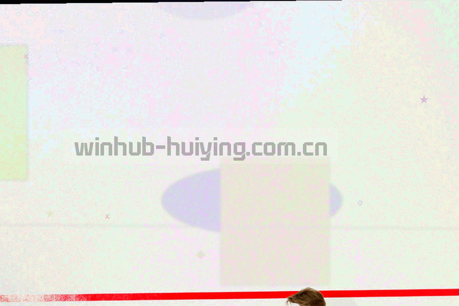 用雪青与暖白几何色块表现的档案盒与层叠编号标签插画